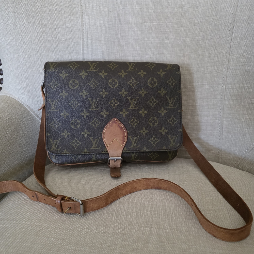 Vibtage Louis Vuitton Monogram Cartouchiere MM Shoulder Bag
